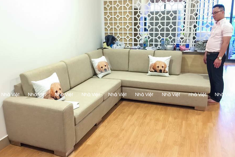 Nhà Việt bàn giao sofa nhà Anh Vinh - Ecopark Nhà Việt bàn giao sofa nhà Anh Vinh - Ecopark