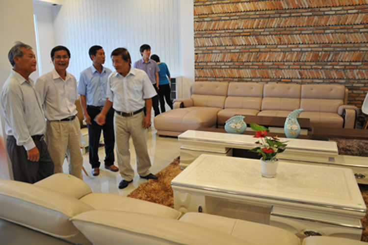 Khuyến mại cuối năm đồng giảm giá nhiều sản phẩm sofa Khuyến mại cuối năm đồng giảm giá nhiều sản phẩm sofa