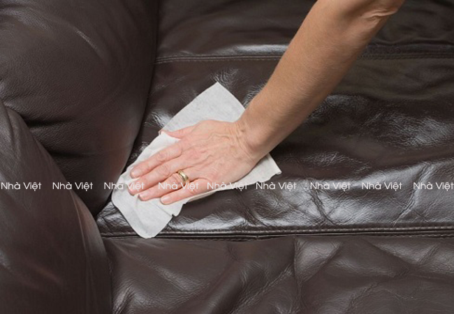 Khách hàng đổ xô đi đặt đóng mới sofa hơn là mua hàng có sẵn