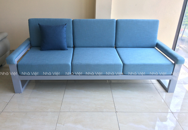 Mẫu sofa phòng khách khung sắt sản phẩm bền với thời gian