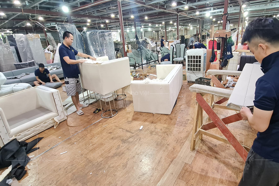 Xưởng sản xuất may đo sofa Nhà Việt với những sự khác biệt
