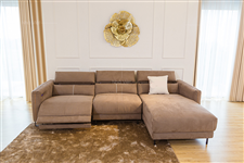 Bàn ghế sofa da lộn chất liệu vàng trong ngành sofa hiện đại
